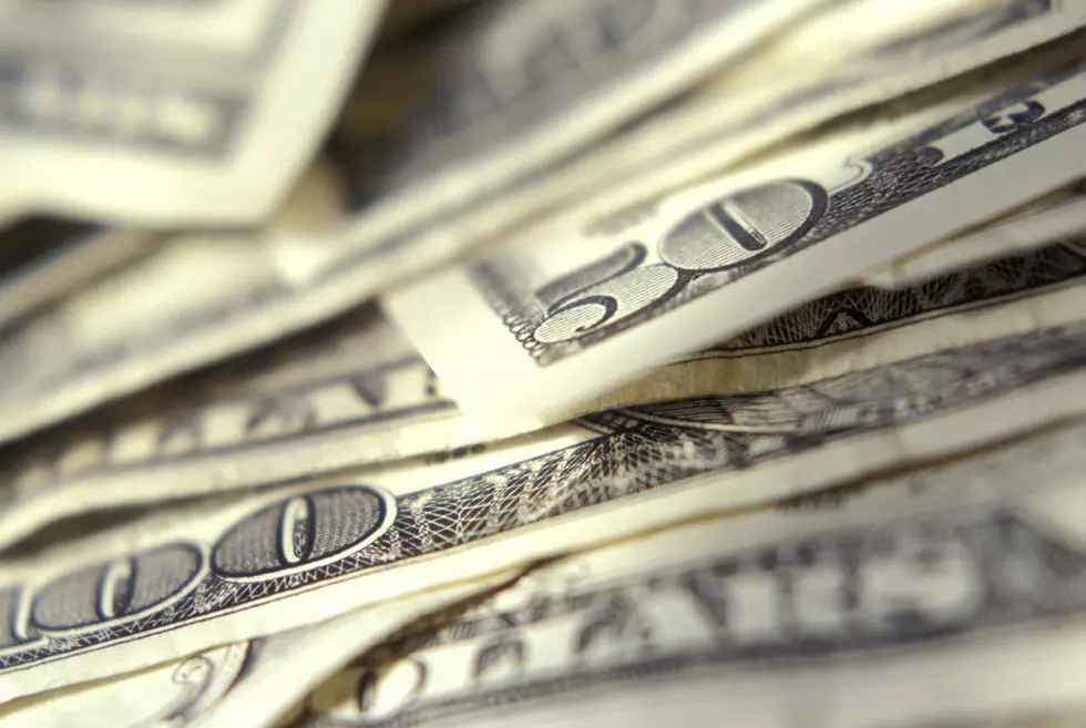 GoFundMe Goal Shattered for Michigan Woman Who Returned $15,000 Found in Street