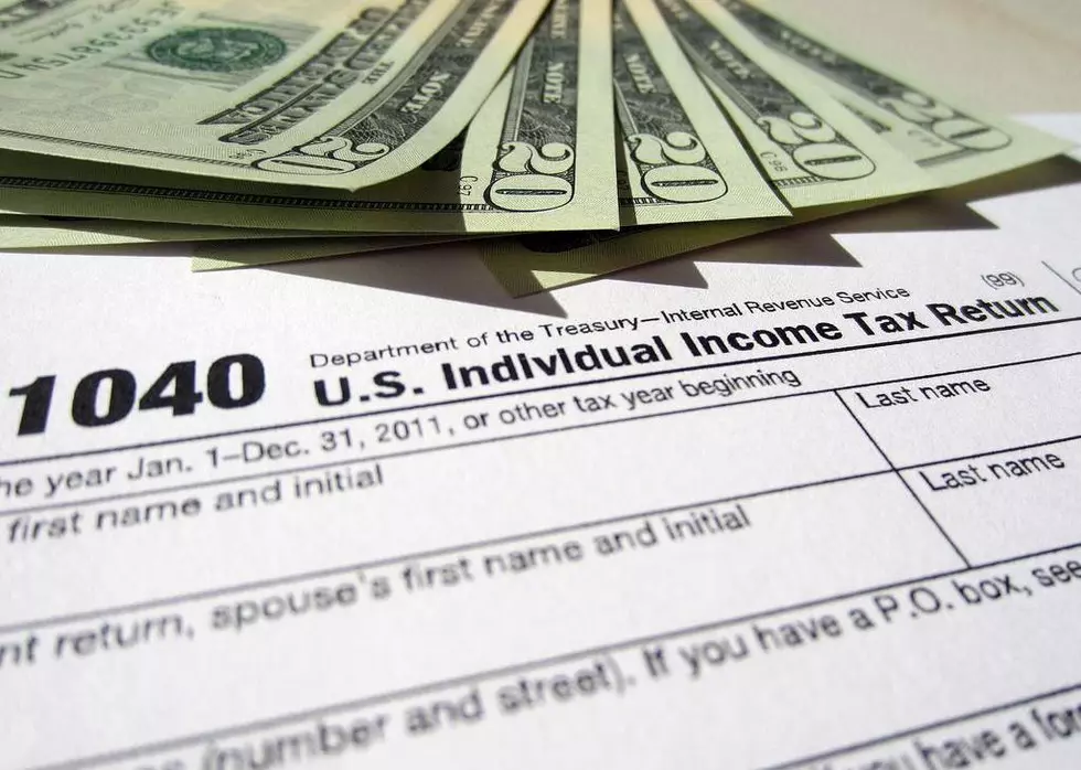 Why Are Some Michigan Taxpayers Getting Refund Checks This Week?