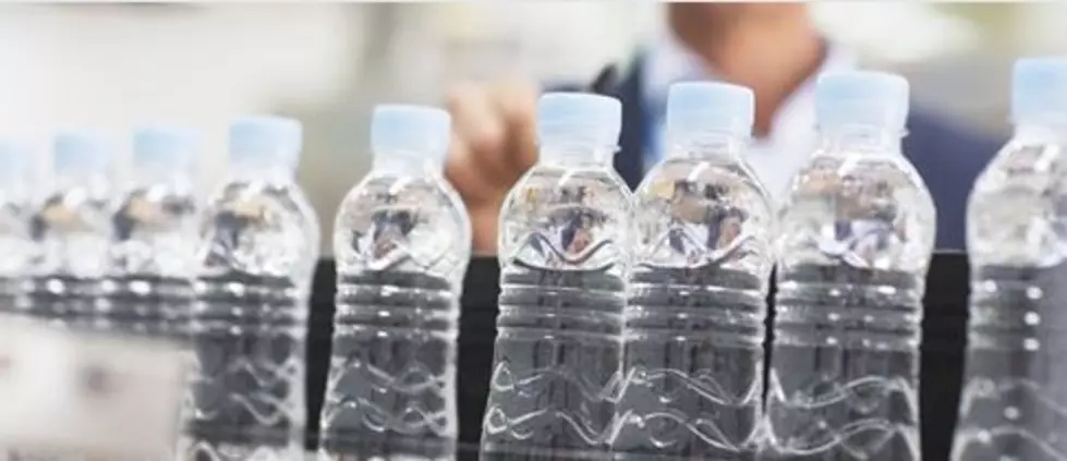 Water Donations from Companies Continue to Stream into Flint